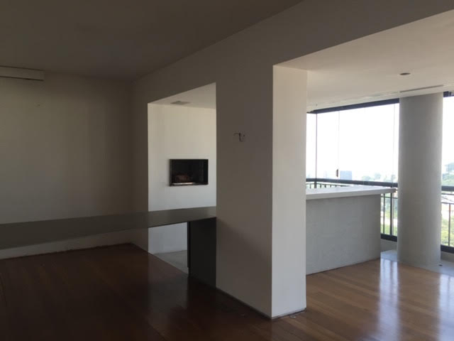 Apartamento à venda com 3 quartos, 215m² - Foto 4