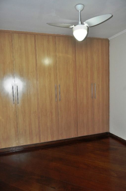 Casa à venda com 4 quartos, 190m² - Foto 8