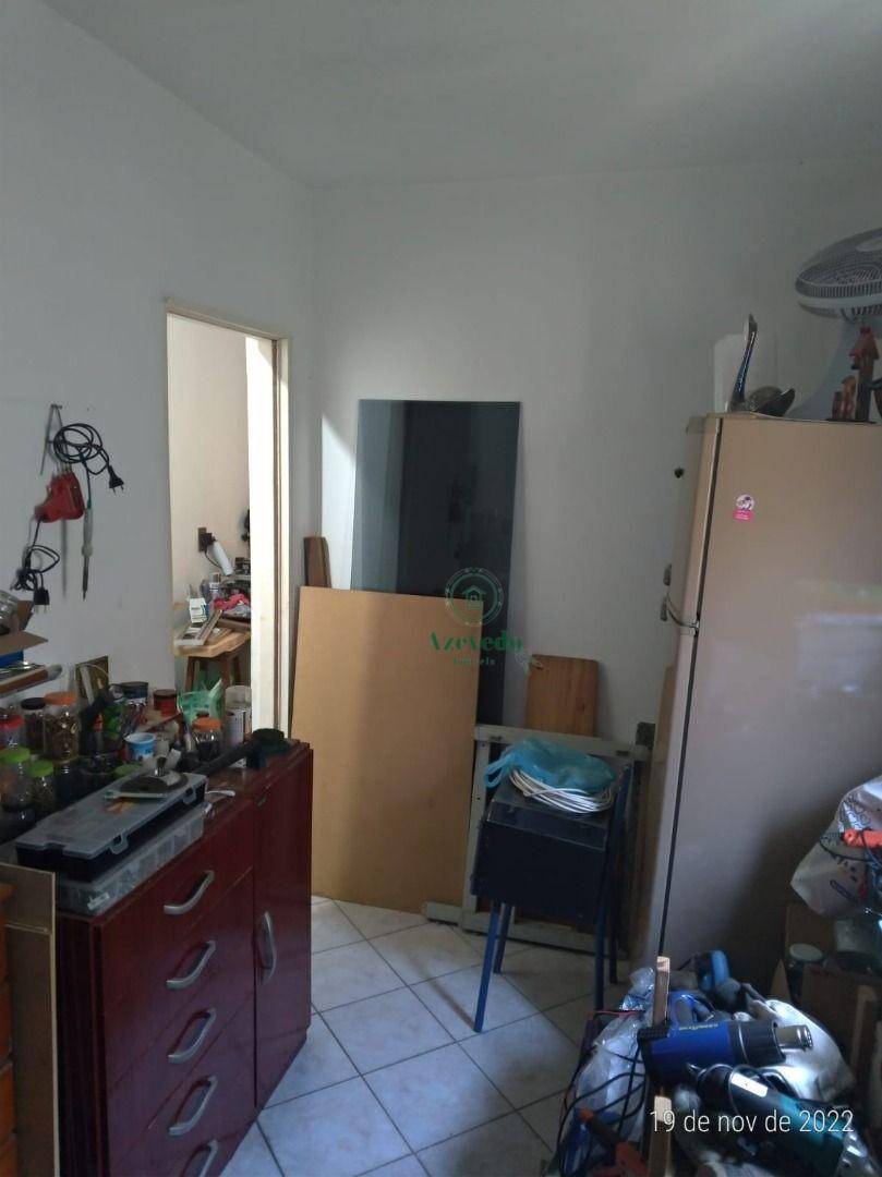 Sobrado à venda com 2 quartos, 180m² - Foto 14