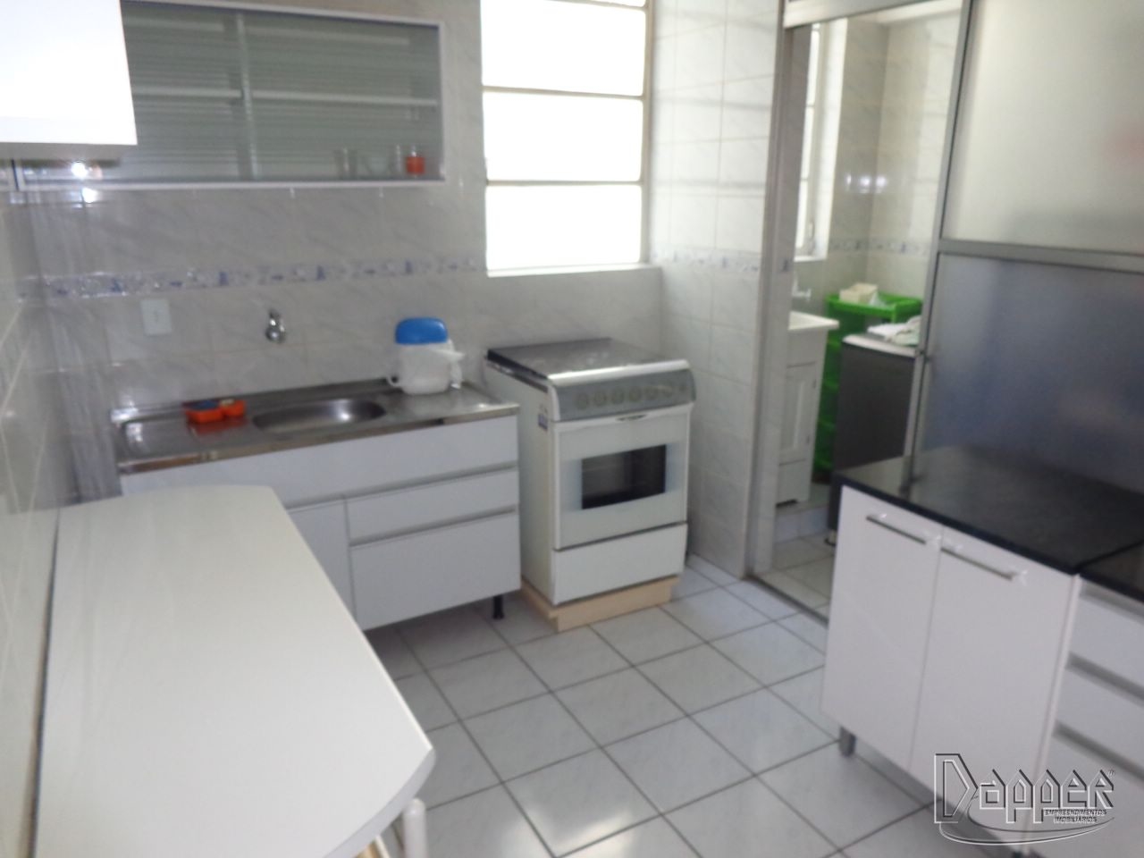 Apartamento à venda com 2 quartos, 63m² - Foto 4