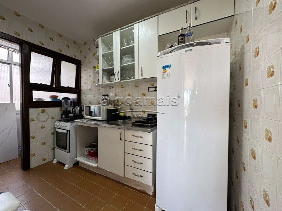 Apartamento à venda com 2 quartos, 70m² - Foto 8