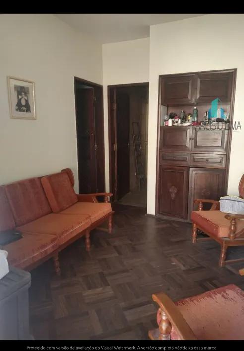 Casa à venda com 4 quartos, 200m² - Foto 4