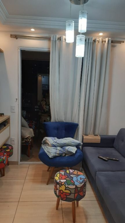 Apartamento à venda com 3 quartos, 65m² - Foto 2