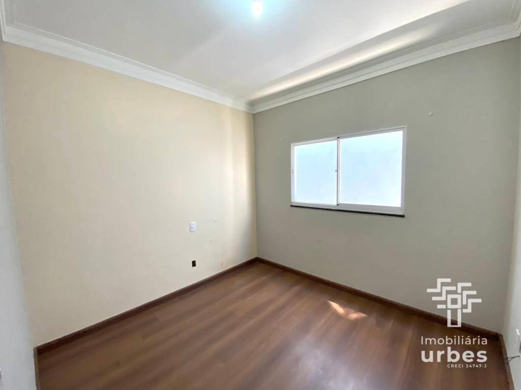 Casa à venda com 4 quartos, 176m² - Foto 6