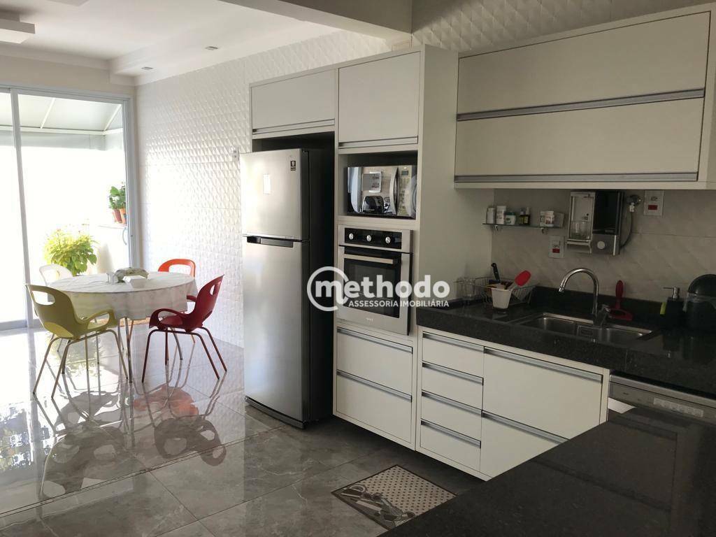 Casa de Condomínio à venda com 3 quartos, 233m² - Foto 24