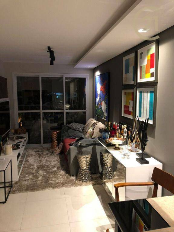 Apartamento à venda com 2 quartos, 63m² - Foto 5