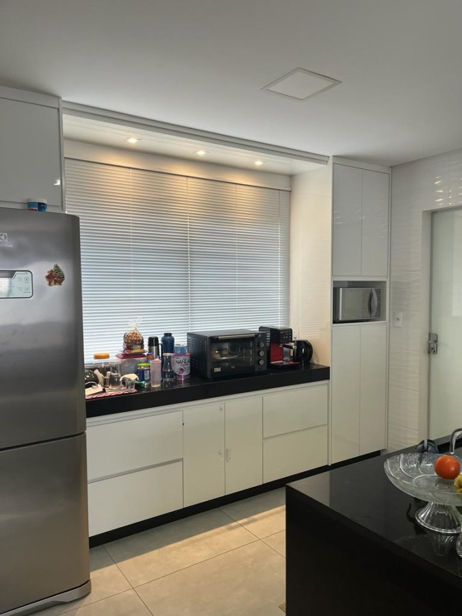 Apartamento à venda com 3 quartos, 126m² - Foto 3
