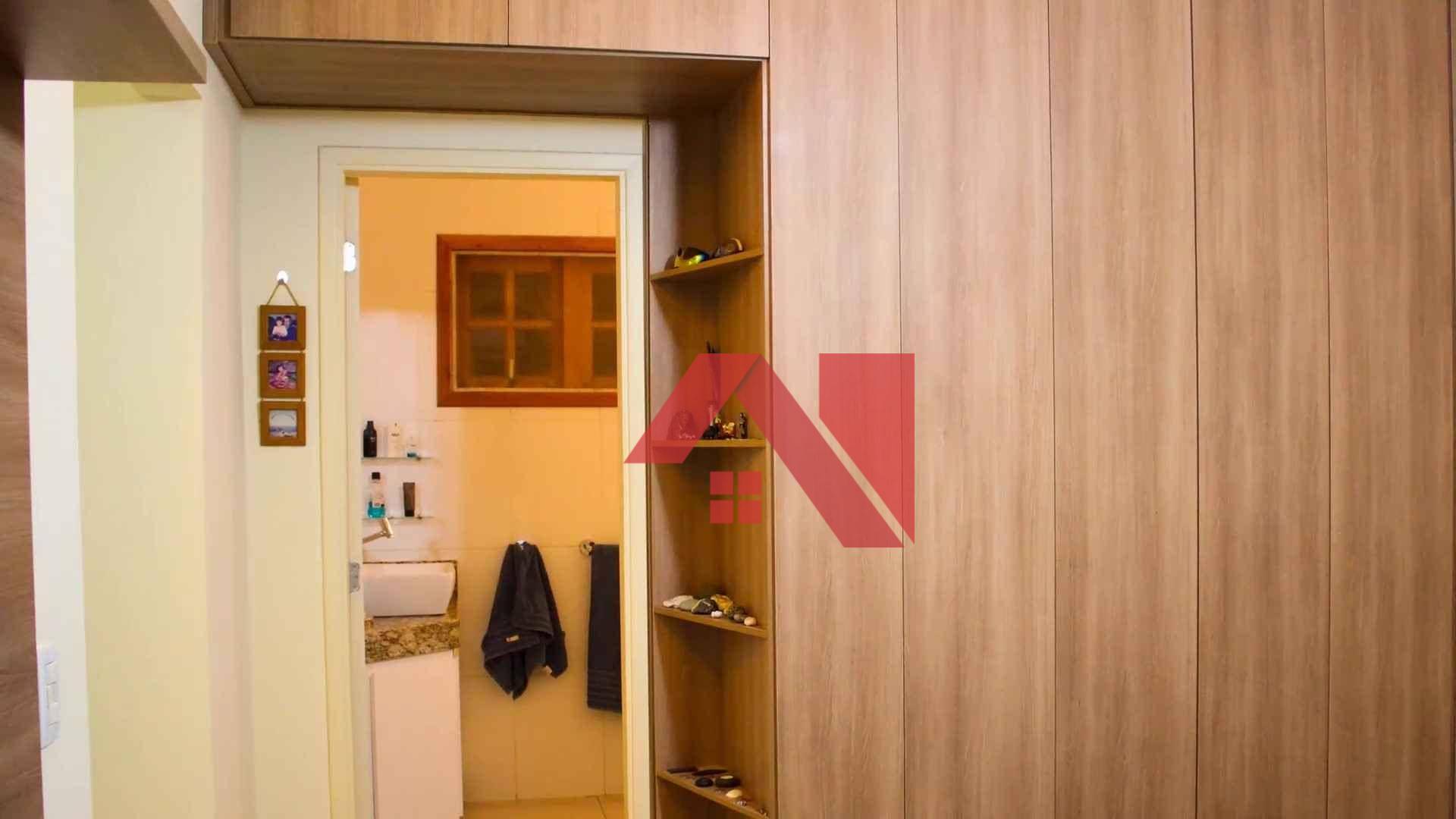 Casa à venda com 3 quartos, 201m² - Foto 4