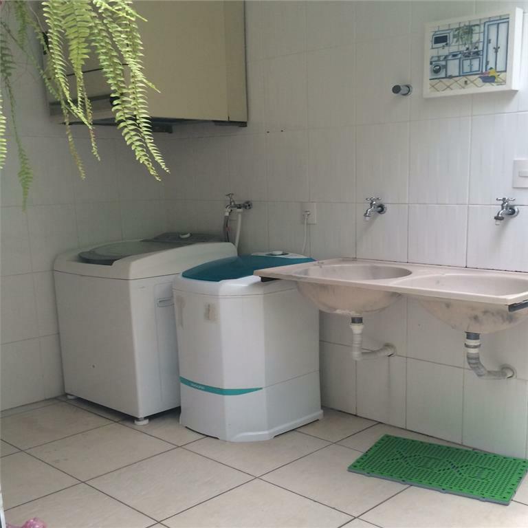 Sobrado à venda com 6 quartos, 550m² - Foto 33