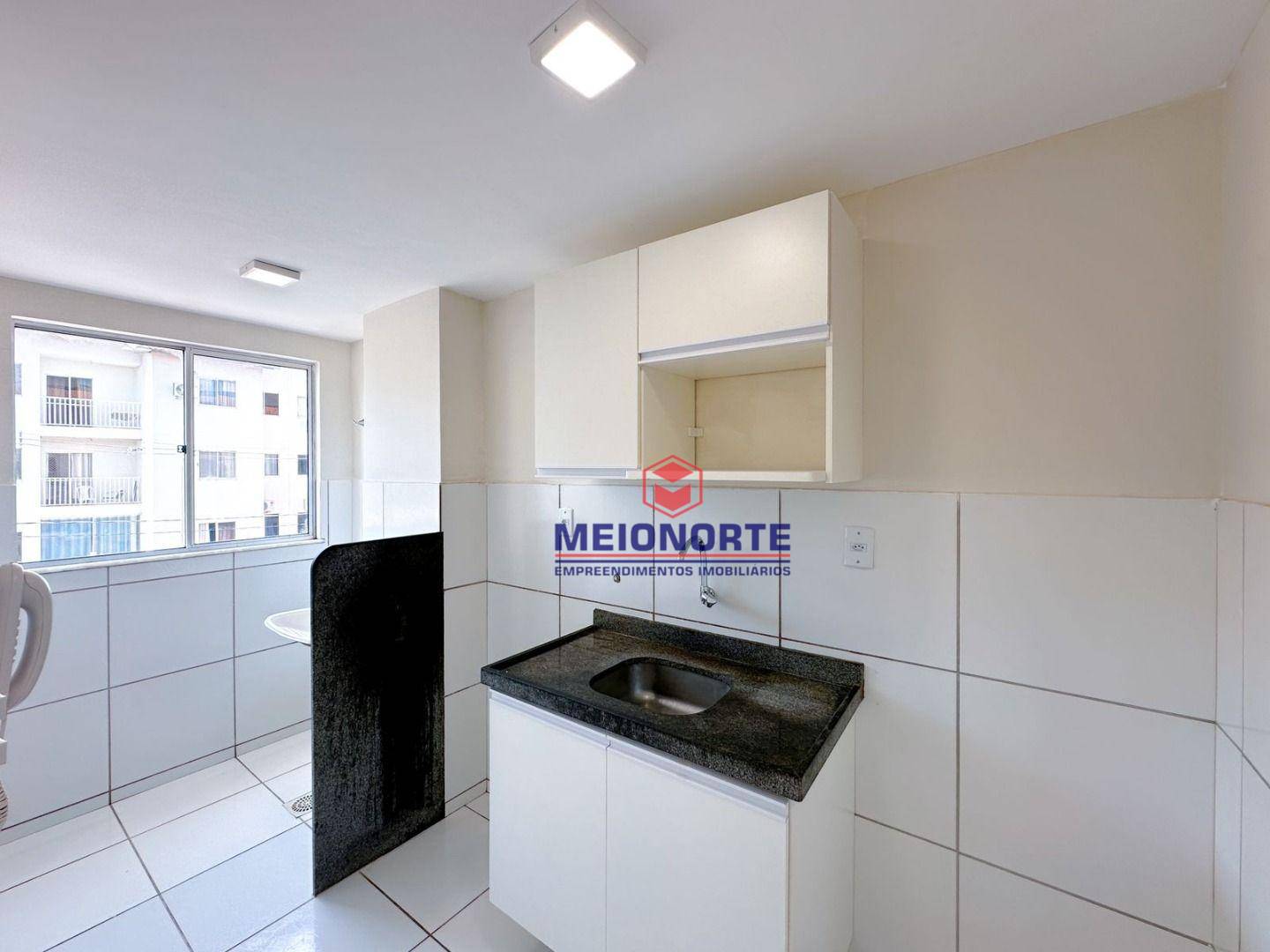 Apartamento à venda com 2 quartos, 47m² - Foto 2