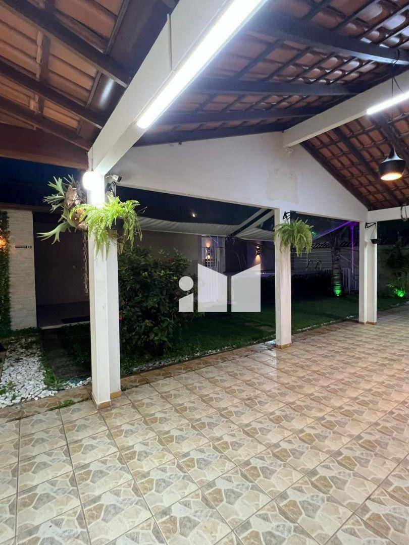 Casa de Condomínio à venda com 4 quartos, 240m² - Foto 23