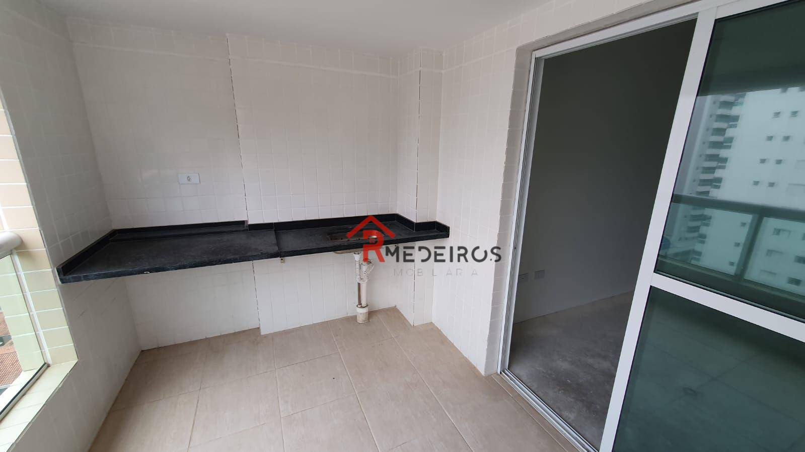 Apartamento à venda com 2 quartos, 72m² - Foto 4