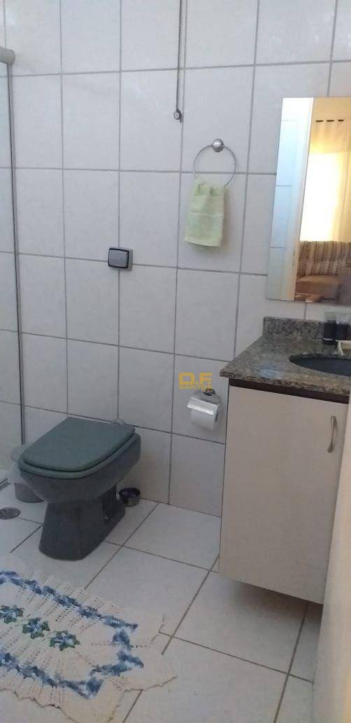 Casa à venda com 3 quartos, 1m² - Foto 14