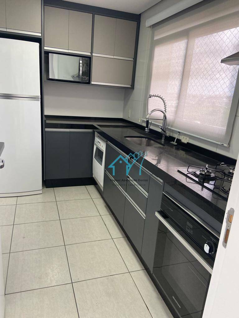 Apartamento à venda com 3 quartos, 107m² - Foto 12