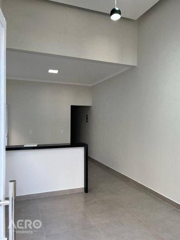 Casa à venda com 2 quartos, 60m² - Foto 1