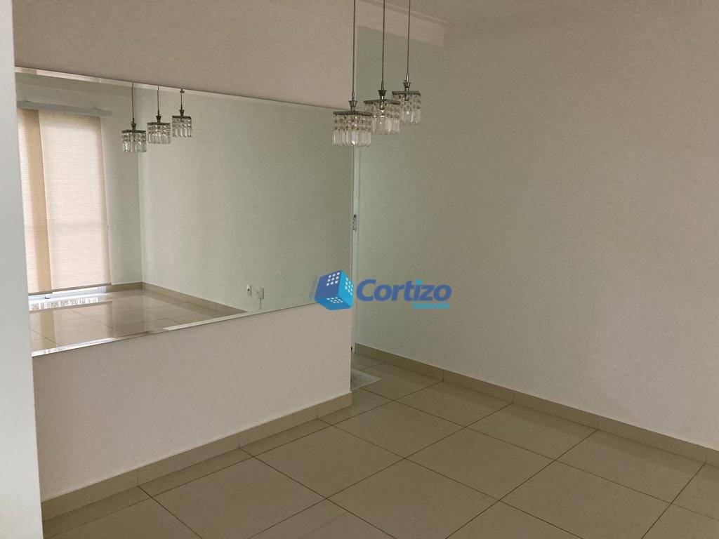 Apartamento à venda com 2 quartos, 71m² - Foto 5