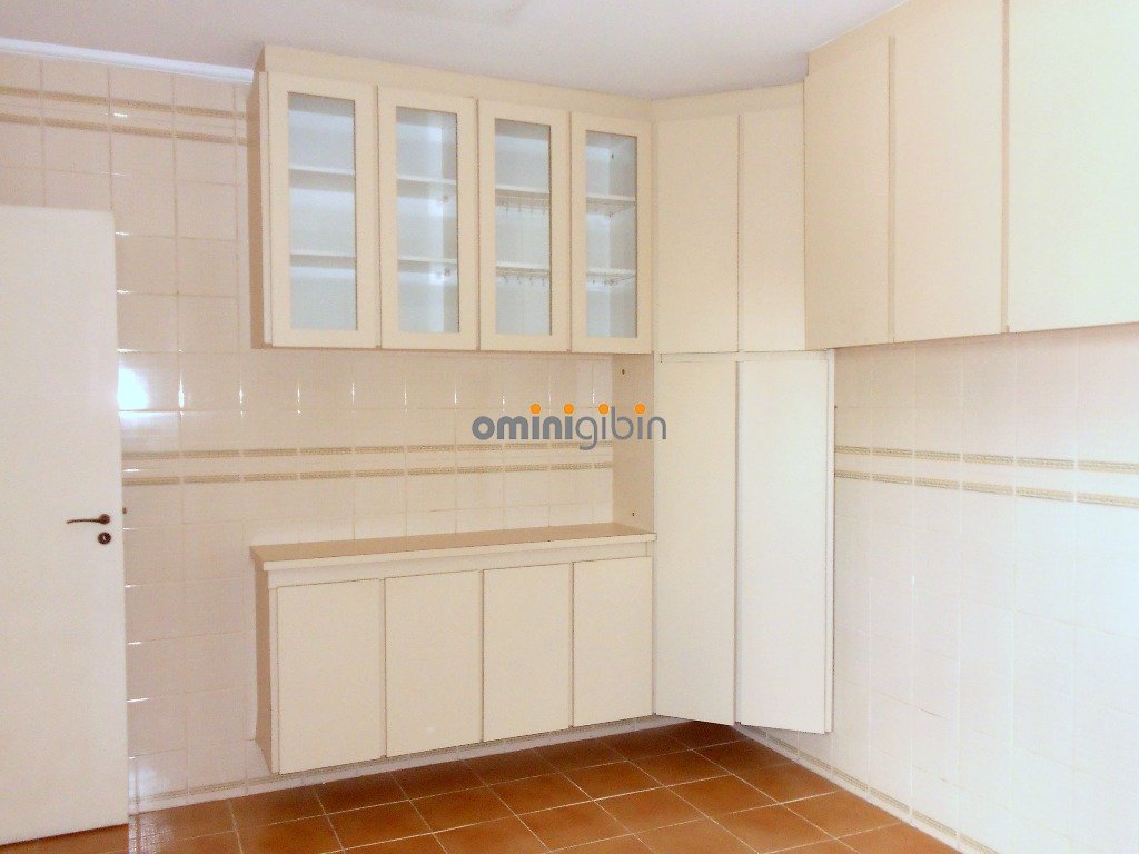 Apartamento à venda com 3 quartos, 147m² - Foto 9