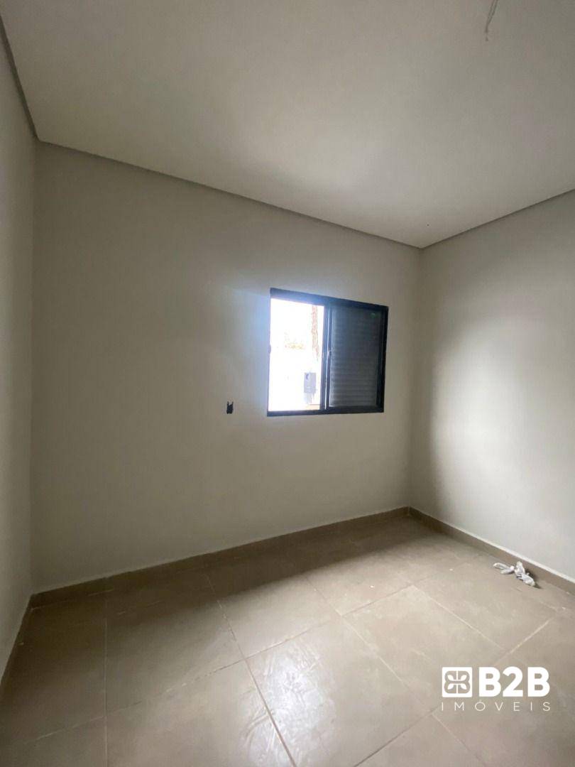 Casa à venda com 3 quartos, 89m² - Foto 3