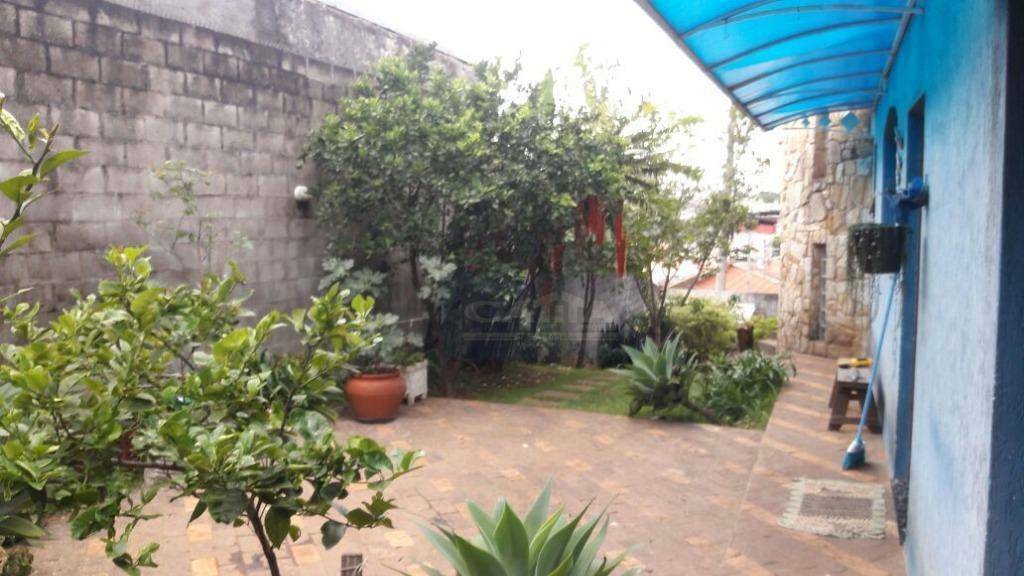 Sobrado à venda com 3 quartos, 240m² - Foto 50