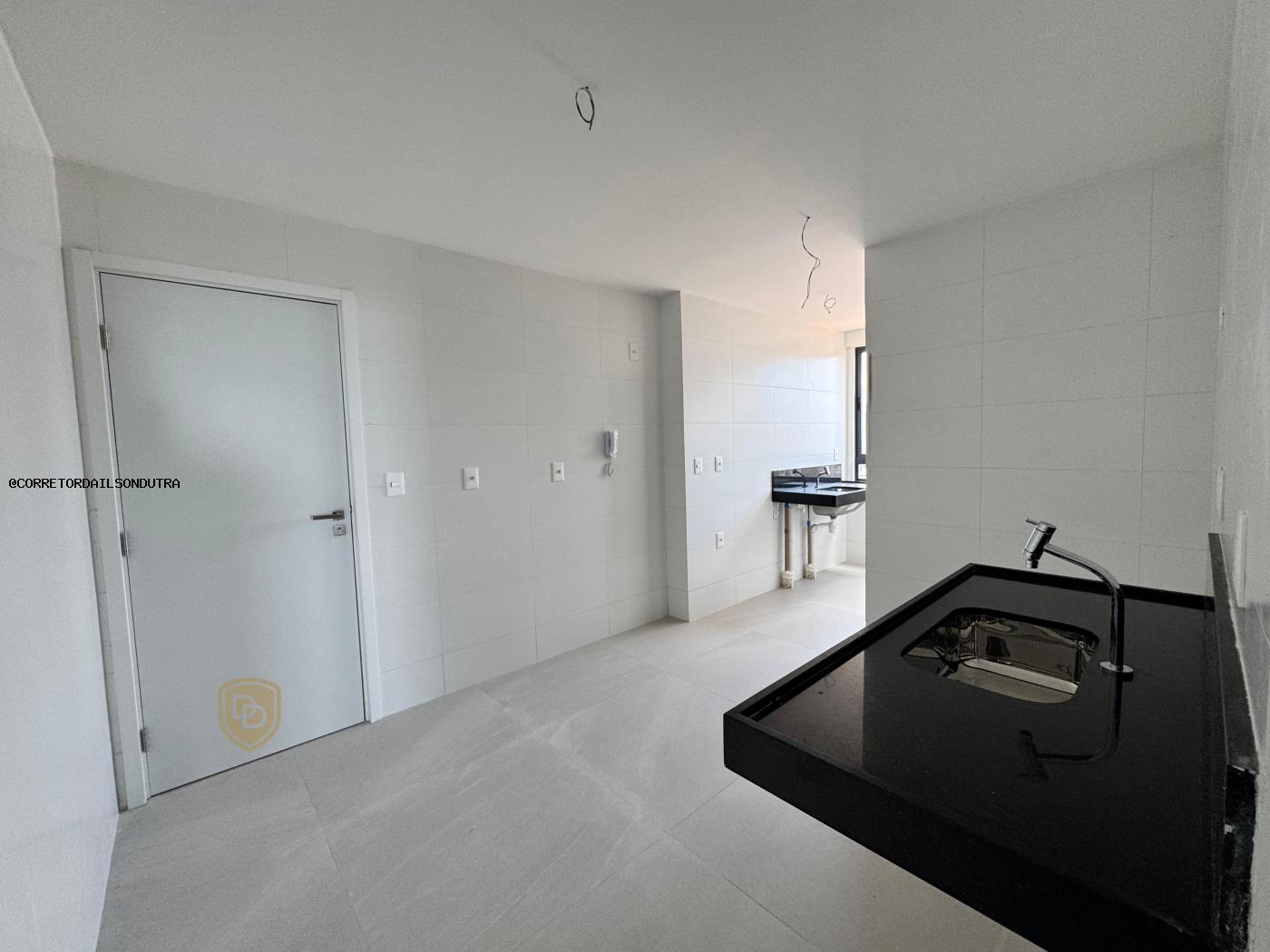 Apartamento à venda com 3 quartos, 116m² - Foto 33