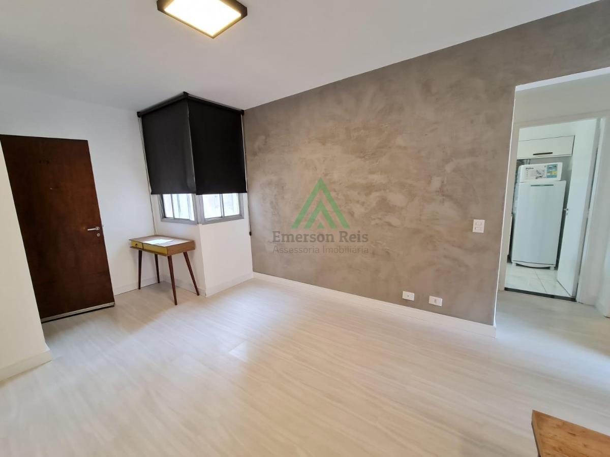 Apartamento à venda com 2 quartos, 75m² - Foto 4