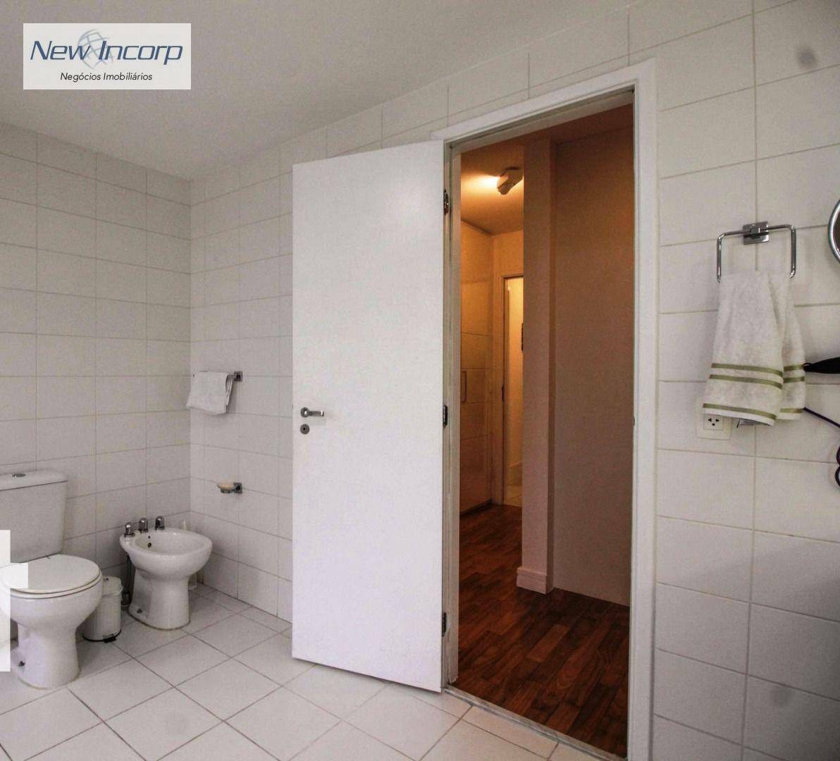 Apartamento à venda com 3 quartos, 220m² - Foto 26