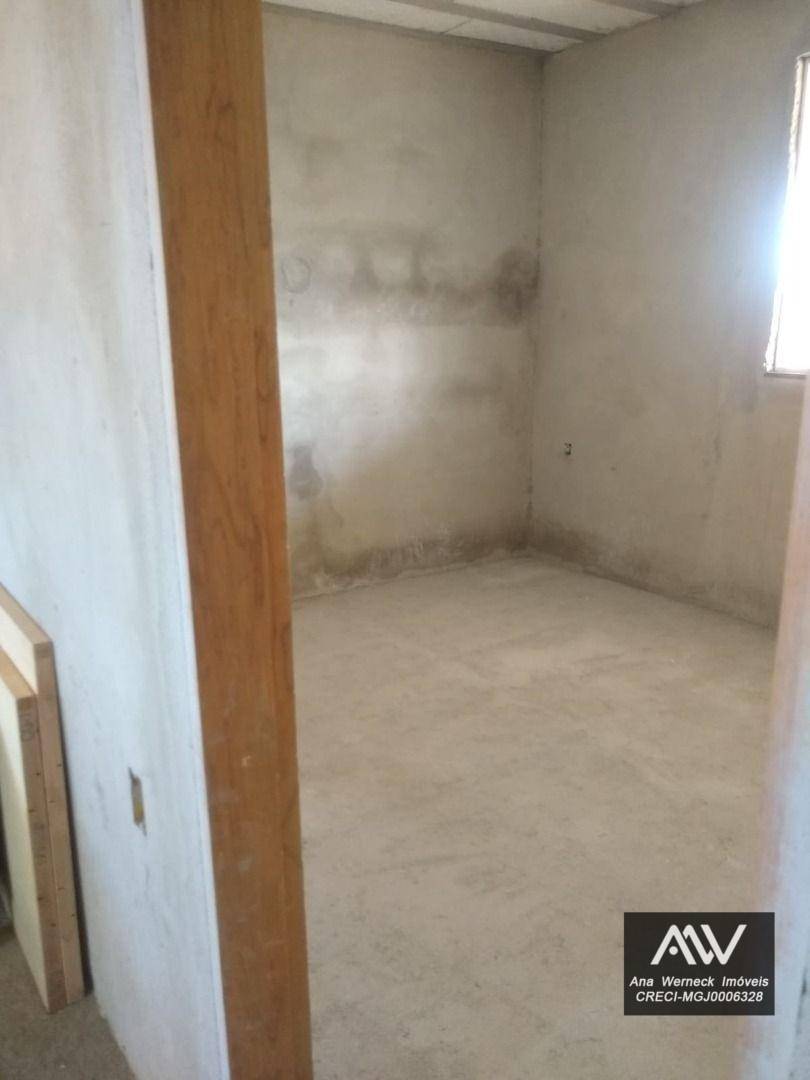 Casa à venda com 2 quartos, 165m² - Foto 19