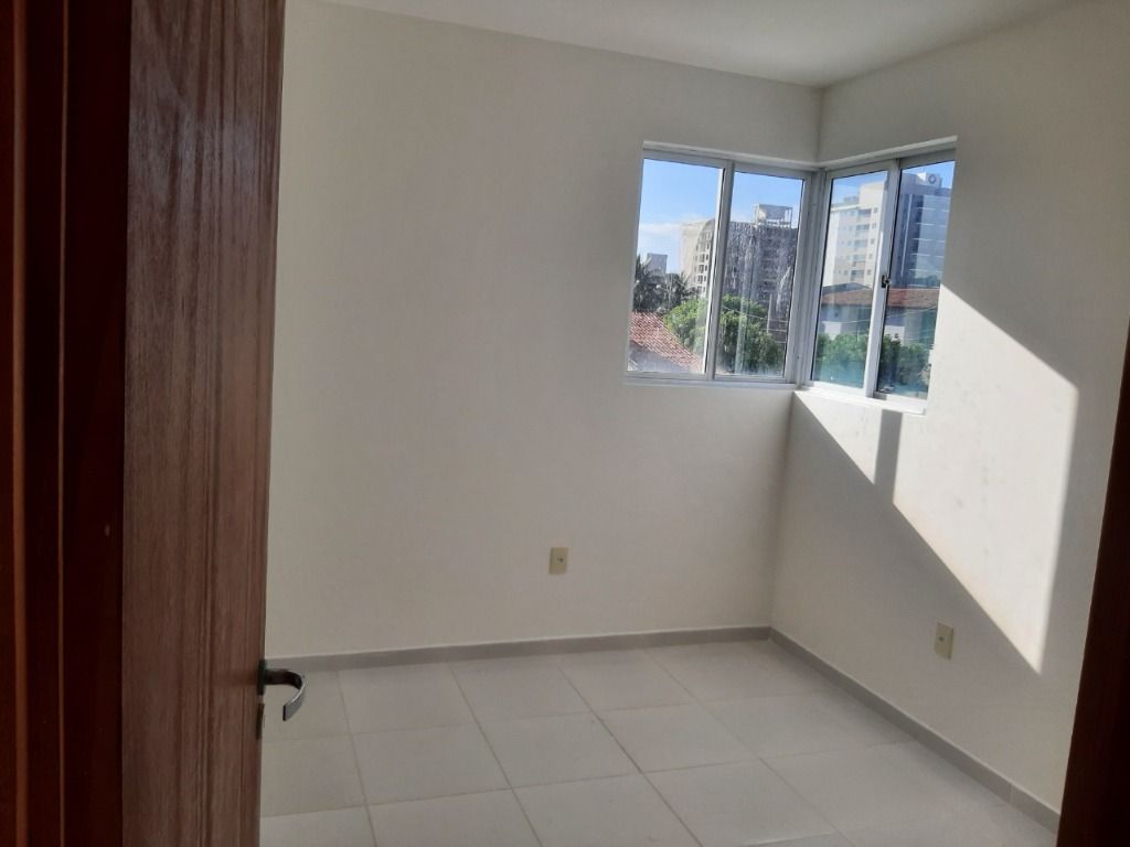 Apartamento à venda com 2 quartos, 61m² - Foto 13