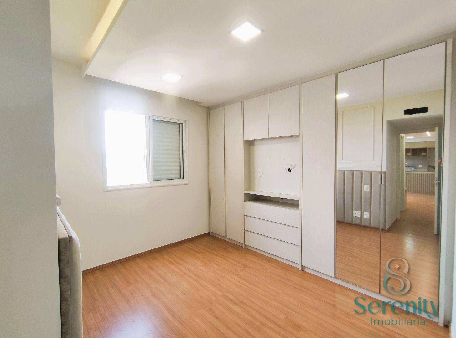 Apartamento à venda com 2 quartos, 66m² - Foto 10