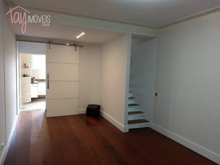 Sobrado à venda com 2 quartos, 90m² - Foto 4