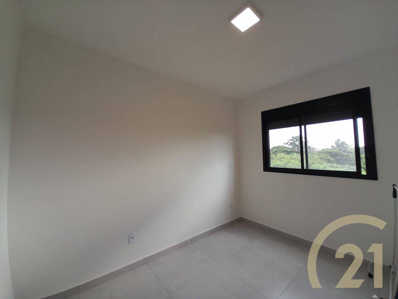 Apartamento à venda com 3 quartos, 96m² - Foto 12