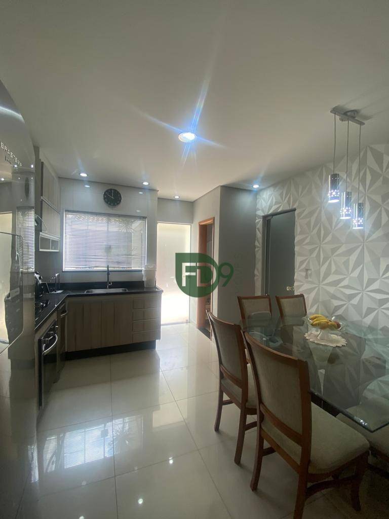 Casa à venda com 3 quartos, 99m² - Foto 39