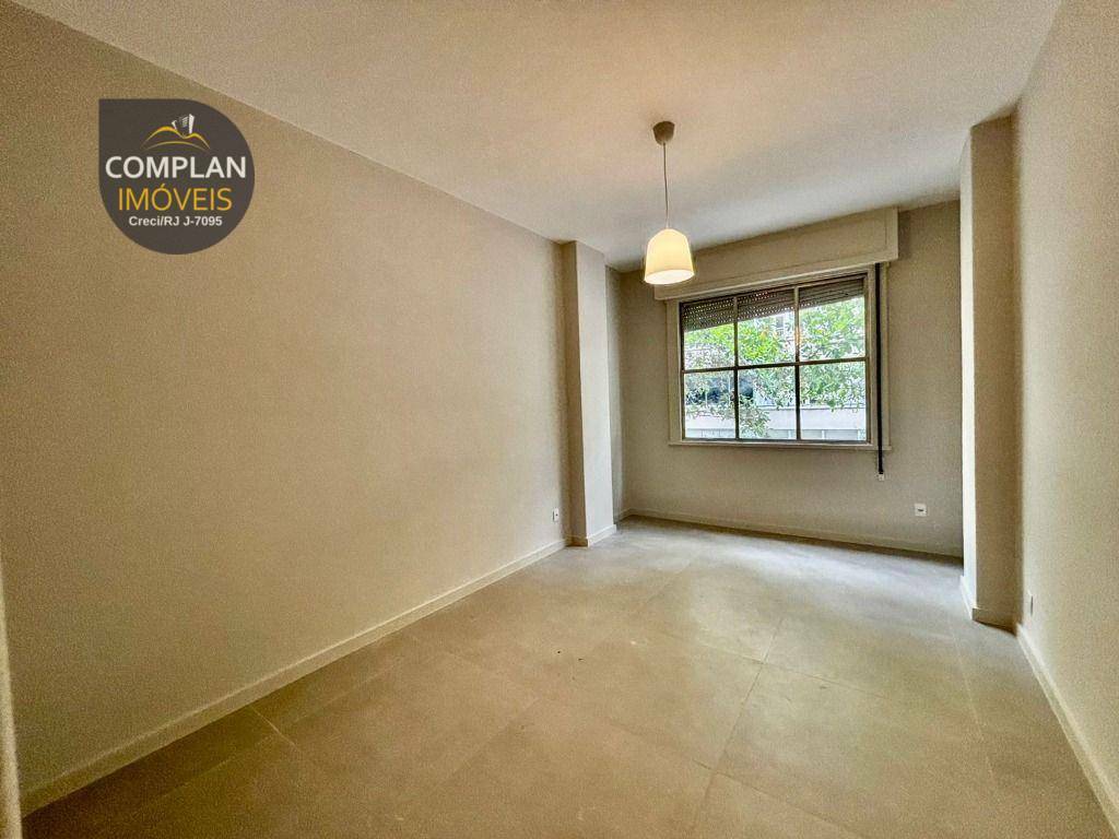 Apartamento à venda com 3 quartos, 140m² - Foto 7