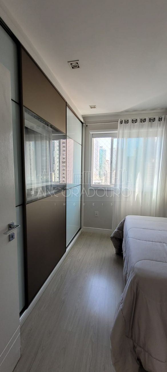 Apartamento à venda com 3 quartos, 115m² - Foto 13