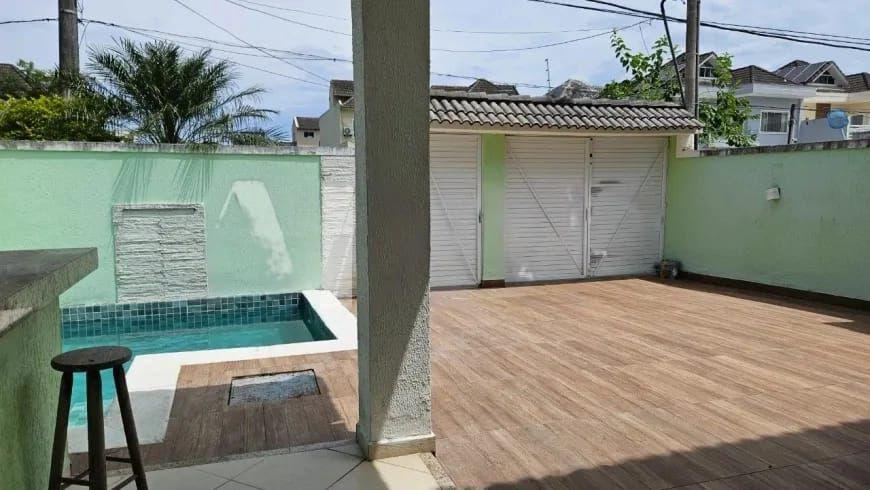 Casa de Condomínio à venda com 3 quartos, 220m² - Foto 11