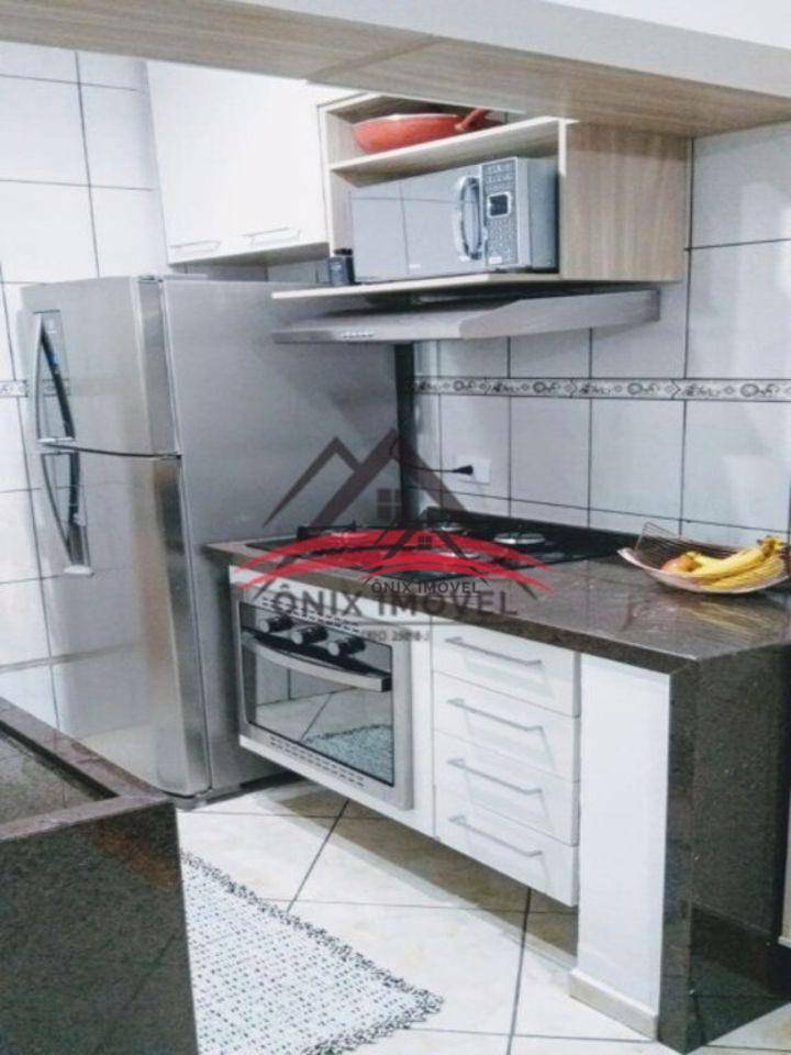 Casa à venda com 2 quartos, 60m² - Foto 10