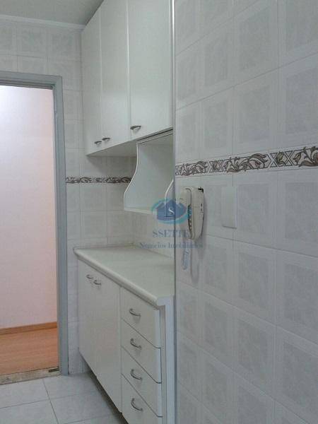 Apartamento à venda com 3 quartos, 68m² - Foto 28