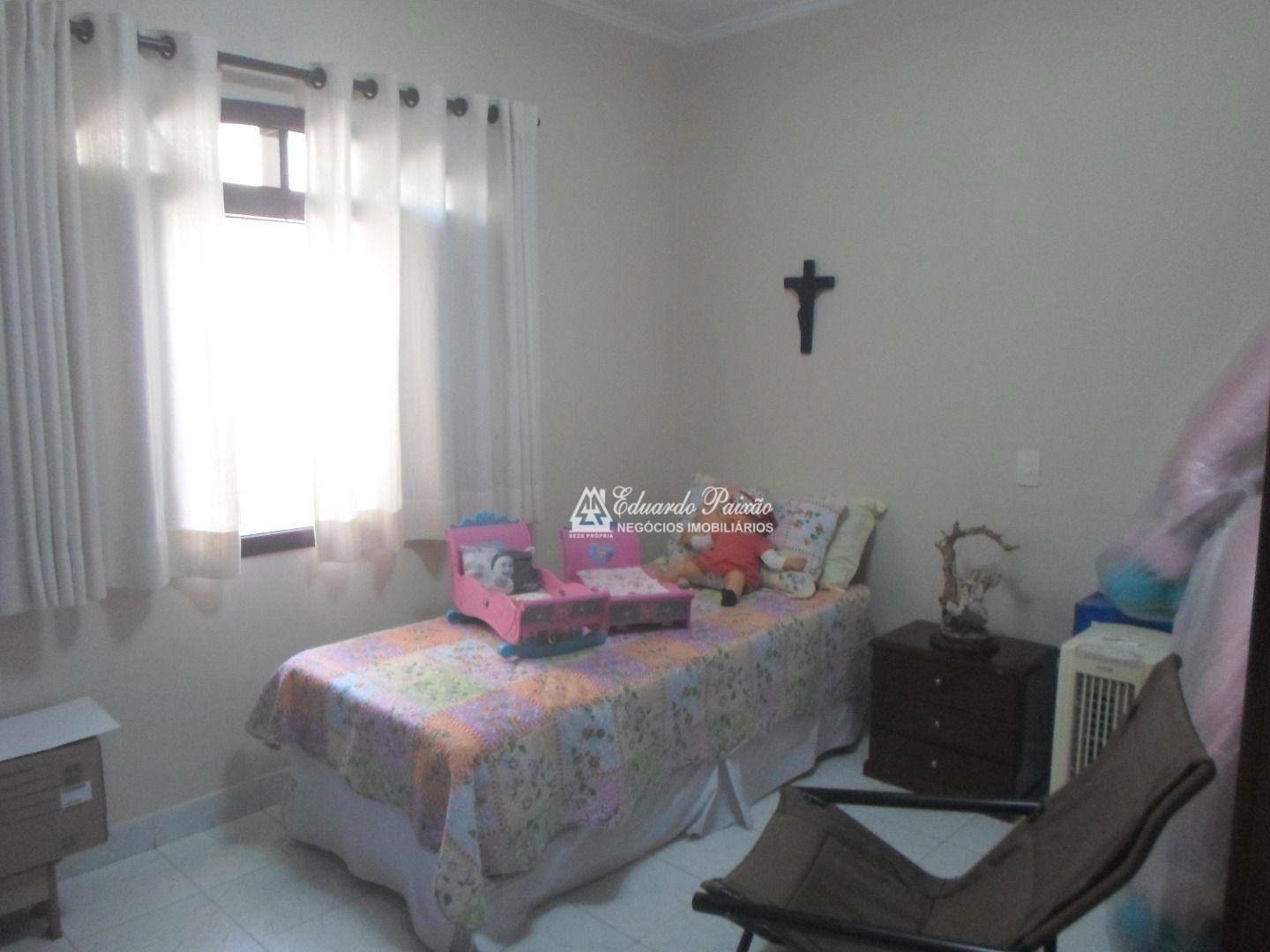 Casa à venda com 2 quartos, 180m² - Foto 16