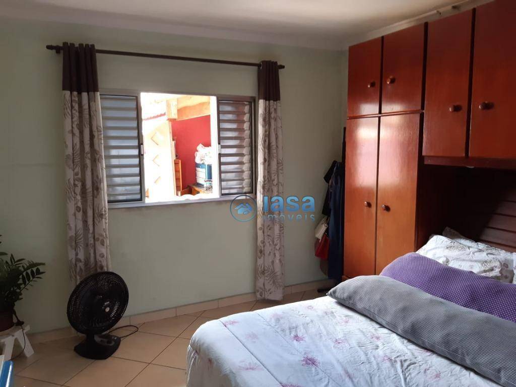 Sobrado à venda com 4 quartos, 300m² - Foto 14