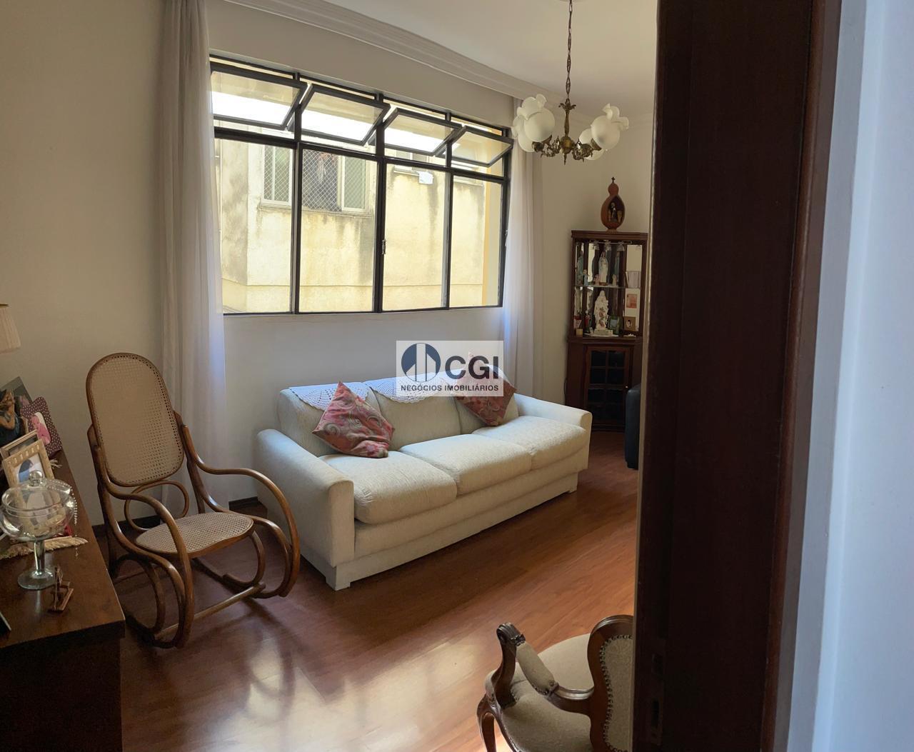 Apartamento à venda com 3 quartos, 110m² - Foto 1