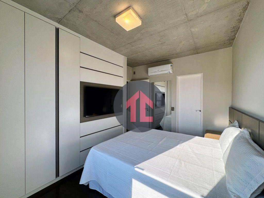 Apartamento à venda com 2 quartos, 70m² - Foto 19