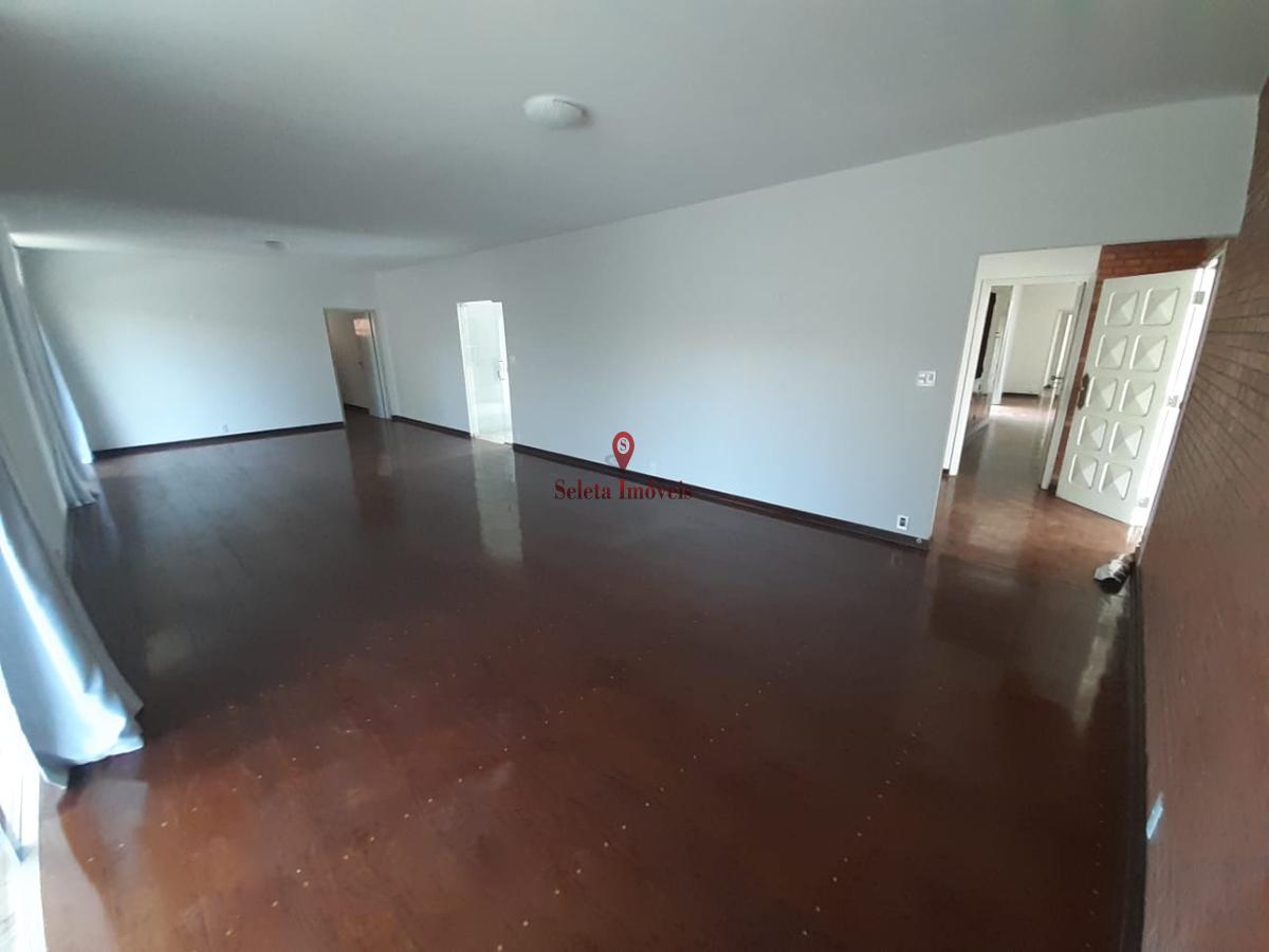 Casa à venda com 3 quartos, 450m² - Foto 7