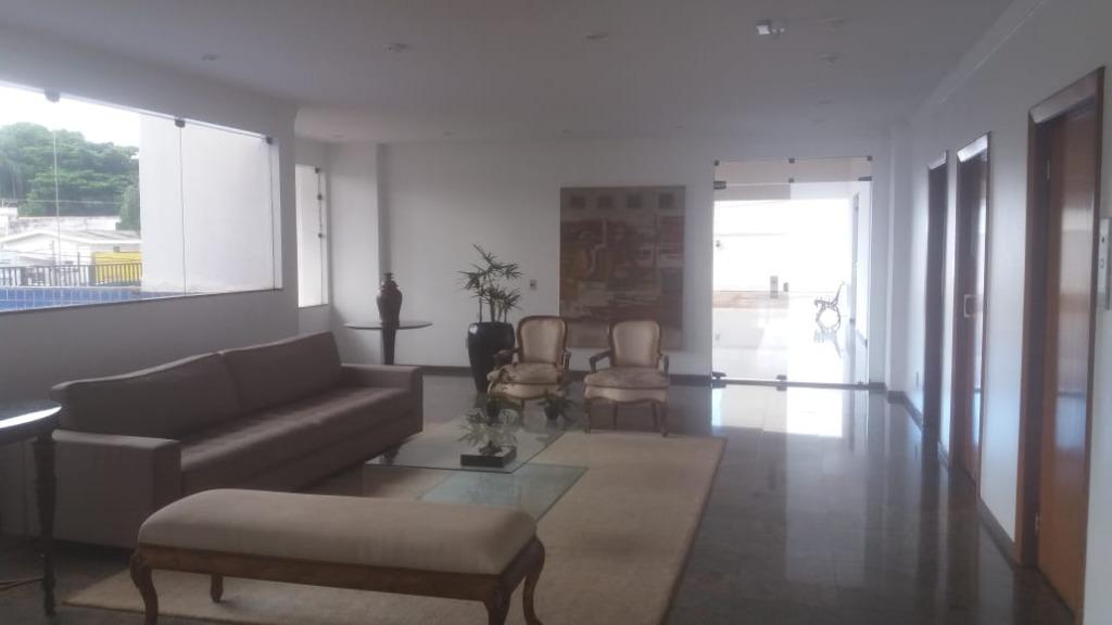 Apartamento para alugar com 4 quartos, 320m² - Foto 2