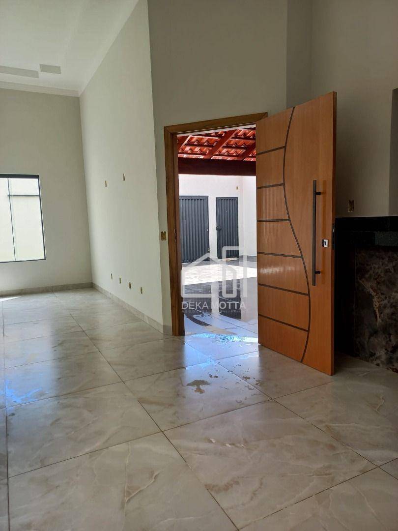 Casa à venda com 3 quartos, 119m² - Foto 3