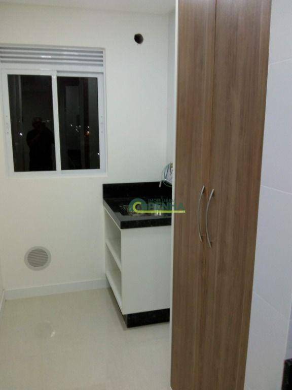 Apartamento à venda com 2 quartos, 76m² - Foto 11