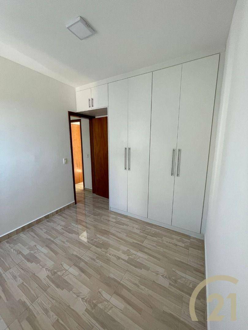 Apartamento à venda com 2 quartos, 70m² - Foto 16