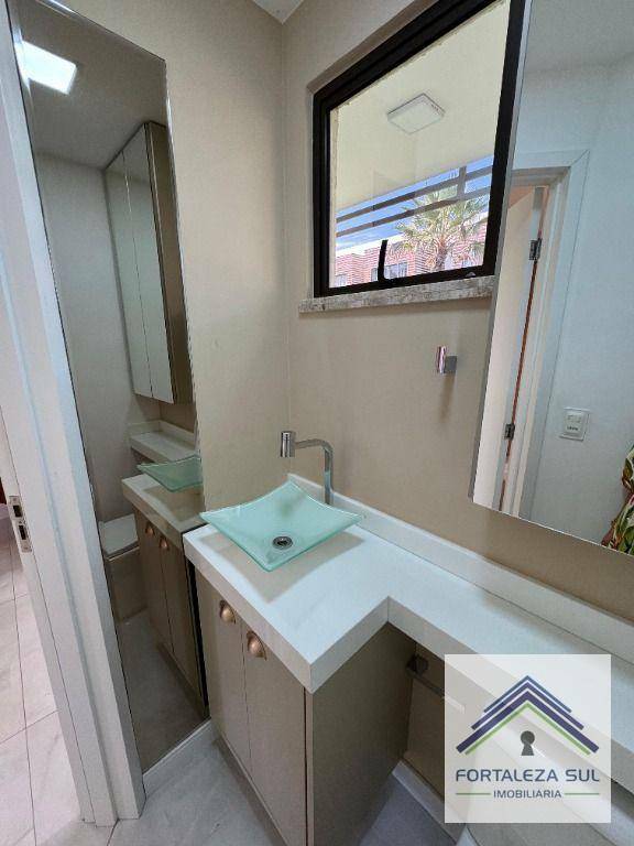 Casa de Condomínio à venda com 2 quartos, 82m² - Foto 17