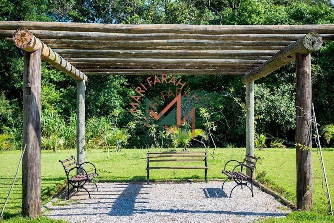 Casa de Condomínio à venda com 4 quartos, 450m² - Foto 3