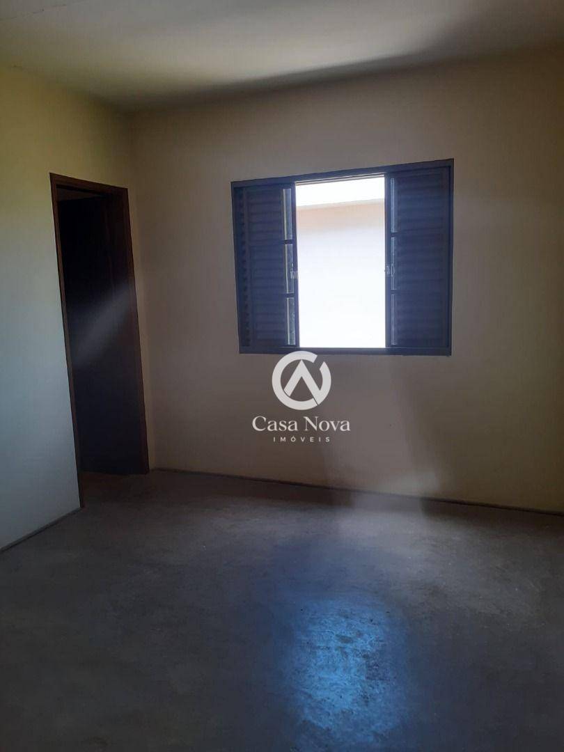 Casa à venda com 3 quartos, 116m² - Foto 2