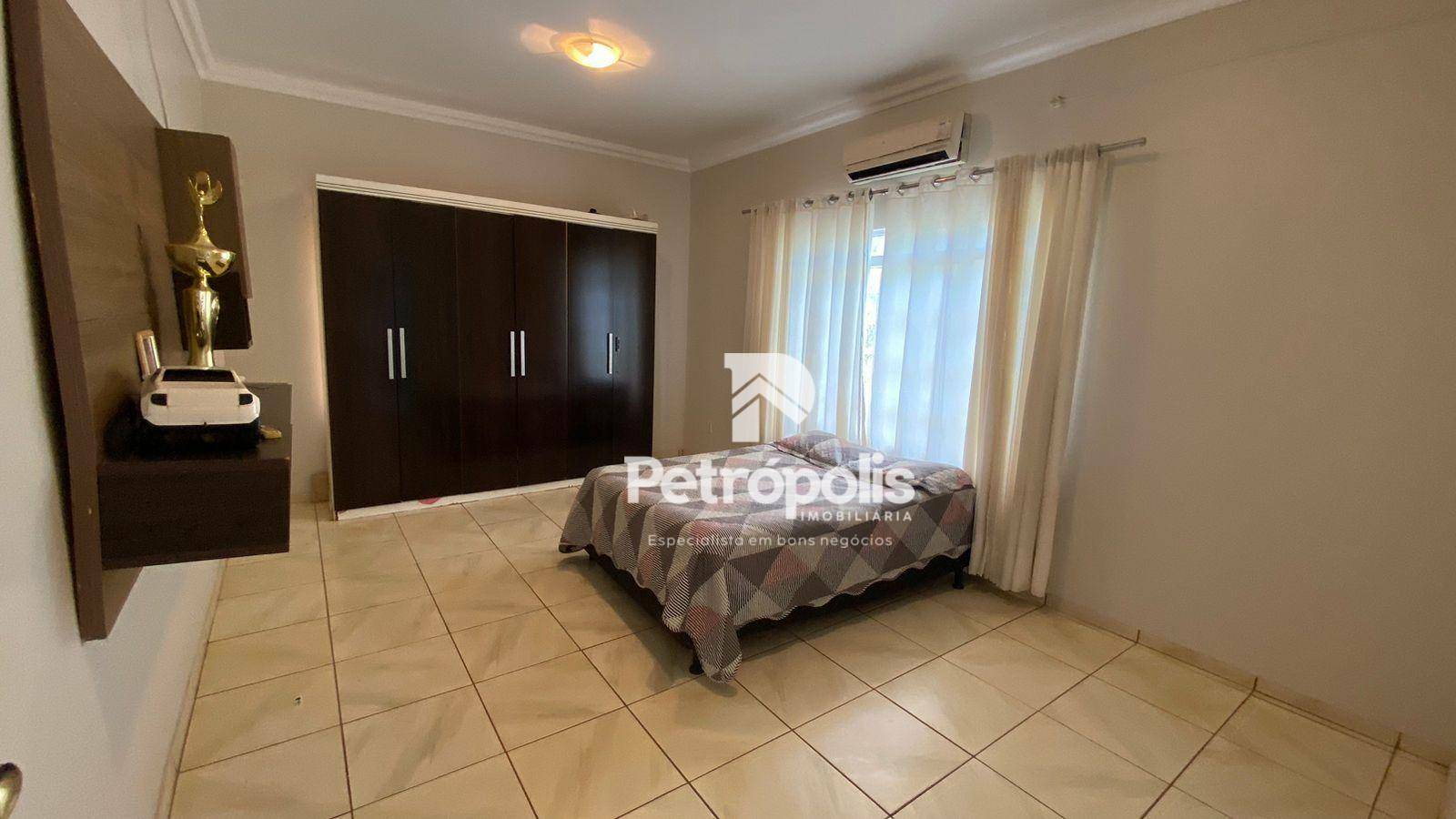 Sobrado à venda com 4 quartos, 329m² - Foto 16